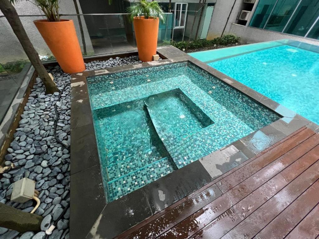 Signature Apartment At Mercu Summer Suites Klcc Kuala Lumpur Bagian luar foto