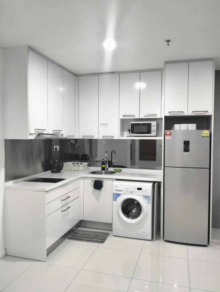 Signature Apartment At Mercu Summer Suites Klcc Kuala Lumpur Bagian luar foto